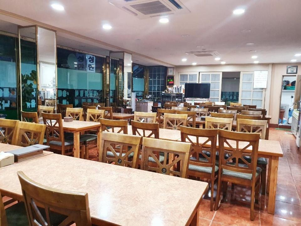 גייאונגג'ו Myungsung Youth Town מראה חיצוני תמונה